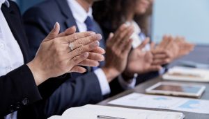 Lee más sobre el artículo Captar talento profesional para grandes compañías con Alvea – ¿Cómo las consultoras ayudan a fichar a los mejores?
