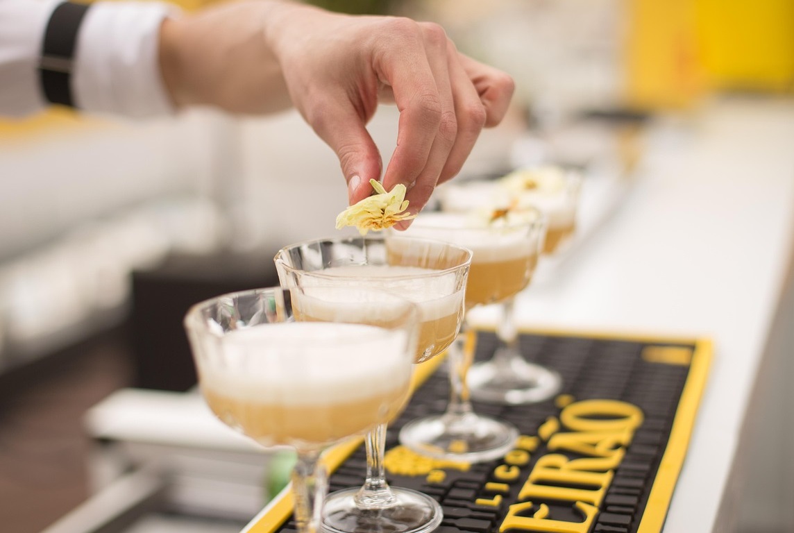 Lee más sobre el artículo El garnish como herramienta de marketing en coctelería